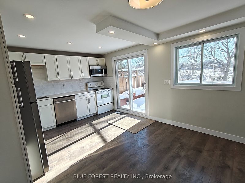 London House for rent - 3 Bedrooms — photo 8