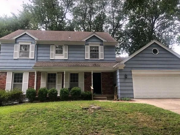 5809 W 90th Ter, Overland Park, KS 66207