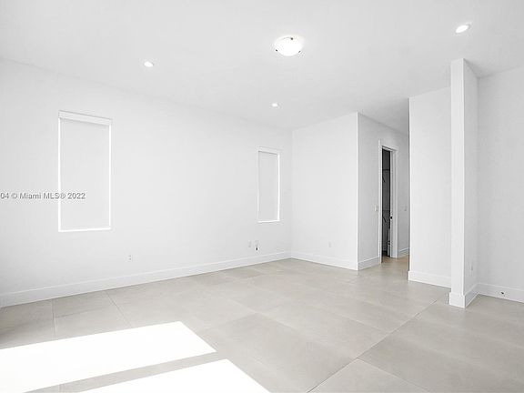 5th image of 2643 SW 32nd Ct #26RS