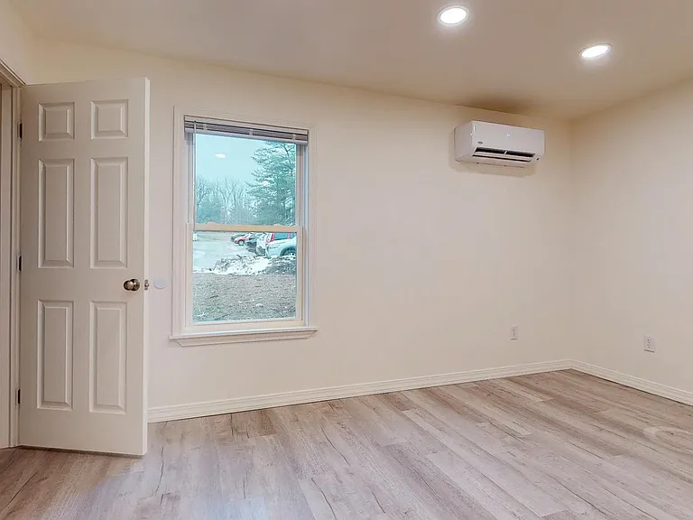 University Park Apartments — Photo 99