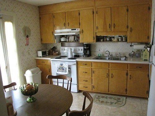 2nd image of 337 Parkwood Ave