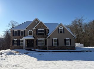 129 Doria Dr, Blakeslee, PA 18610