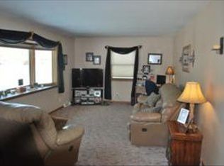 532 12th Ave N, Onalaska, WI 54650