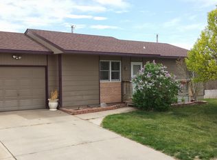206 Oldweiler Dr, Holcomb, KS 67851