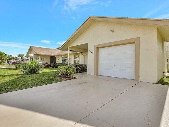 3rd image of 5348 Crystal Anne Drive