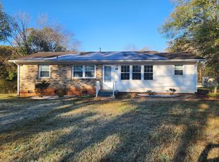1321 N Lafayette St, Shelby, NC 28150