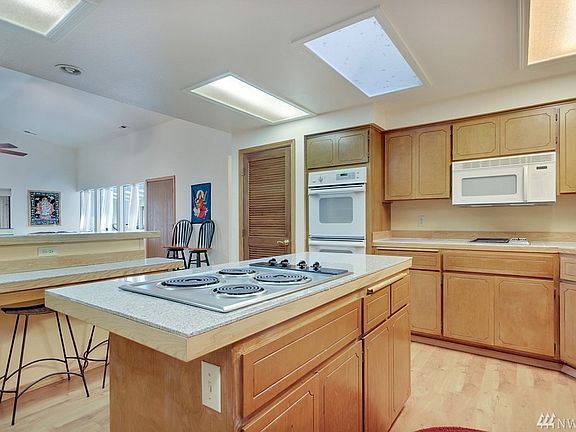 5th image of 14911 83rd Avenue Ct NW