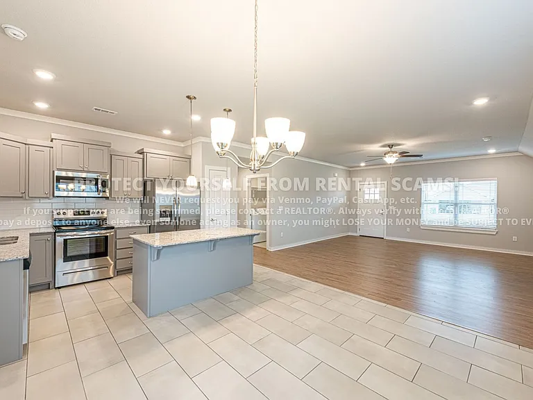 4373 W Newton Ave — Photo 3