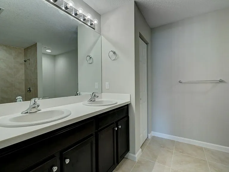 3773 SW Swope St — Photo 16