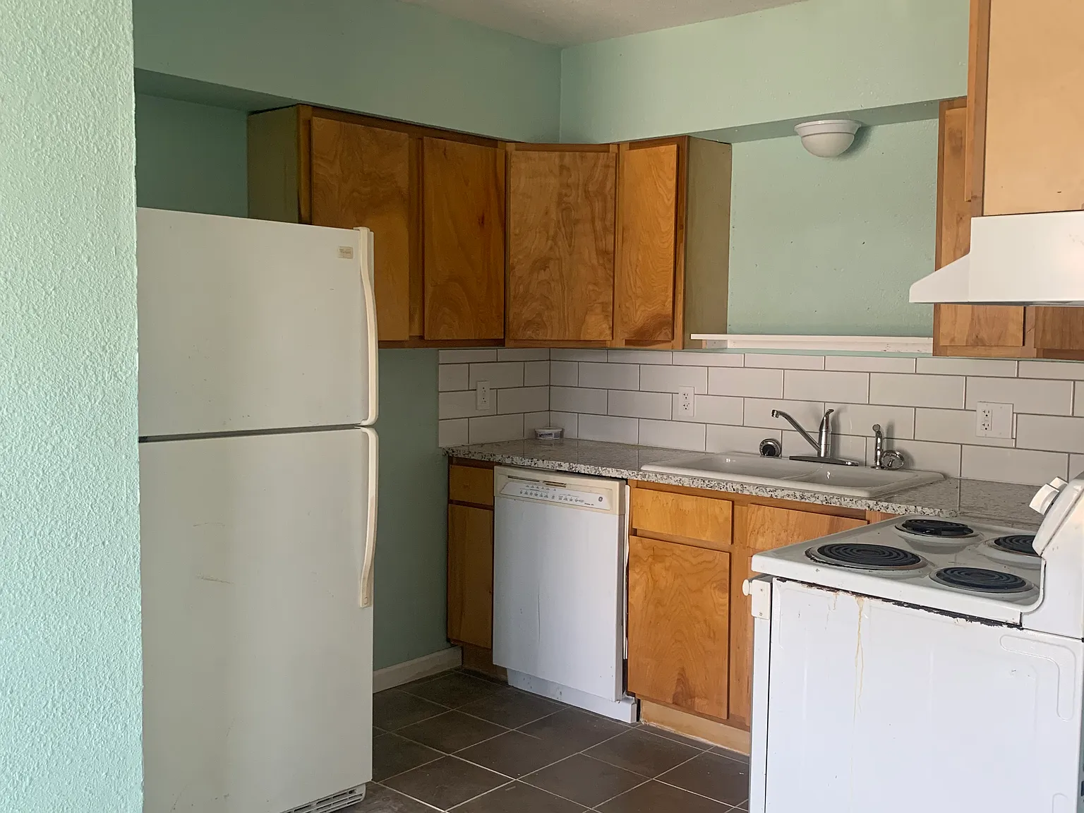 2 bed, $775 — Photo 4