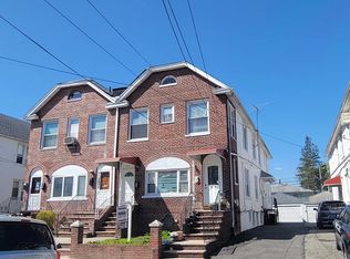 39-10 201st St, Bayside, NY 11361