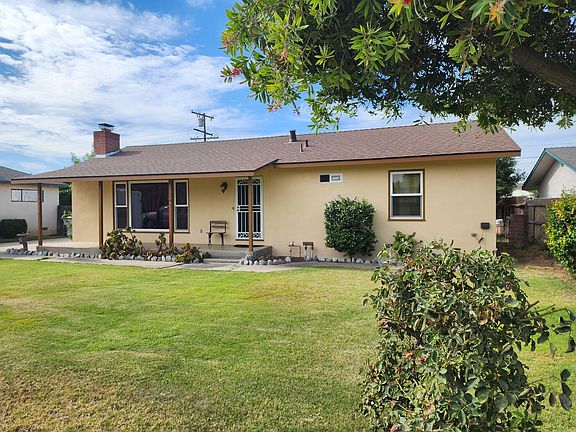 3rd image of 2925 E Meadow Avenue