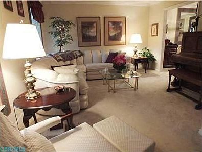 4th image of 2444 S Ziner Cres