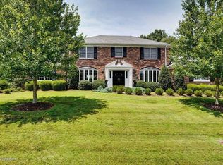 7509 Rockingham Rd, Prospect, KY 40059