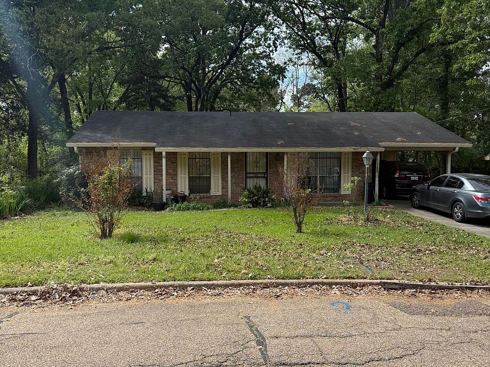 1st image of 117 Delano Dr