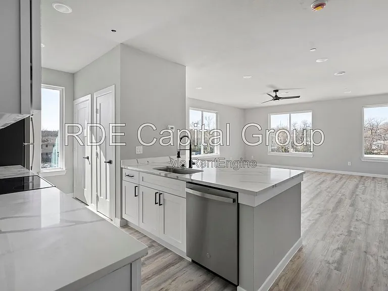 948 S Corinth Street Rd #1 — Photo 7
