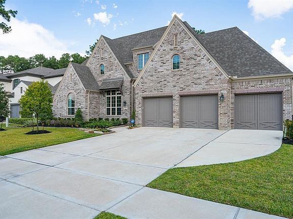 3rd image of 13614 Rollins Green Ln