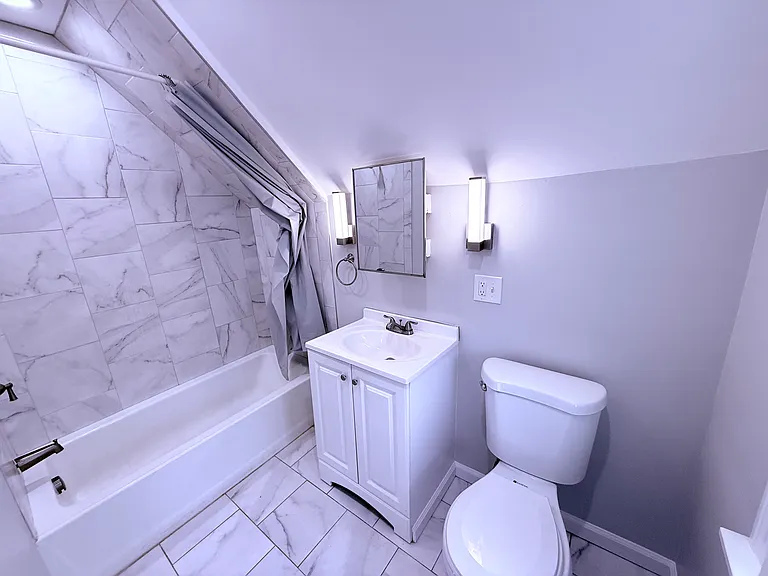 197 Clover St #3 — Photo 11