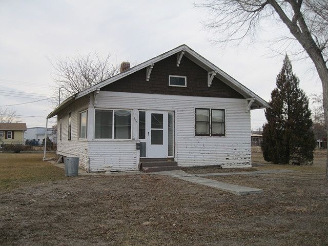 2nd image of 505 N Stacy Ave
