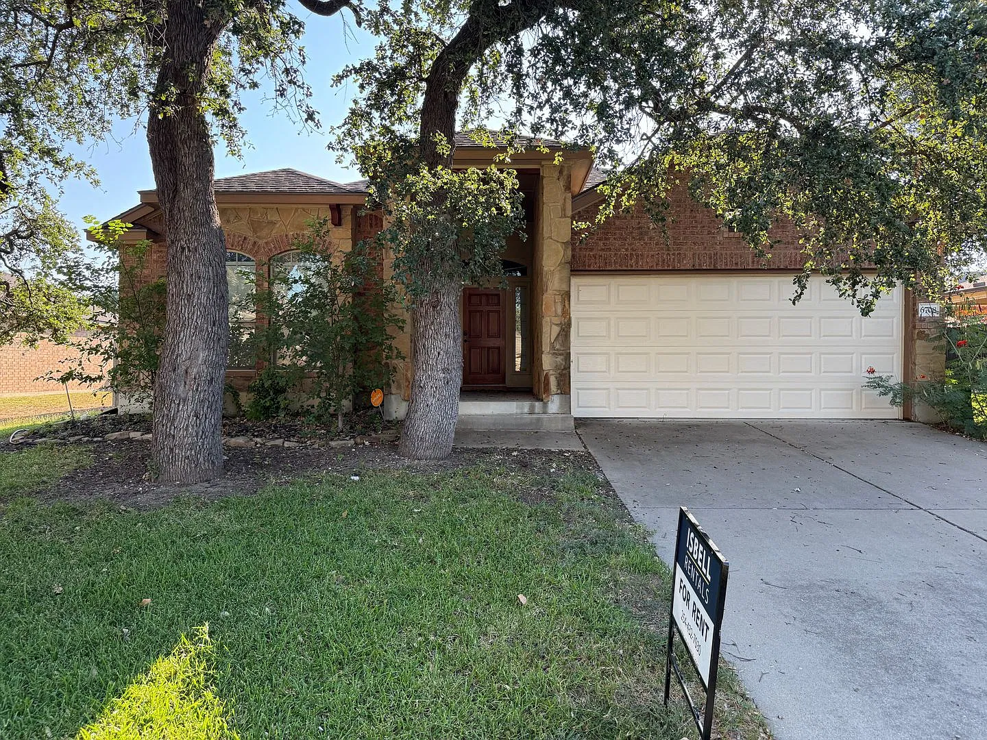 Section 8/Hud Accepted - Rent Reduction -Coming Soon! — Photo 1