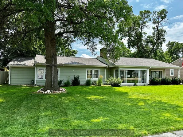 2409 W Louise St, Grand Island, NE 68803