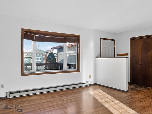4th image of 504 Secretariat Cir
