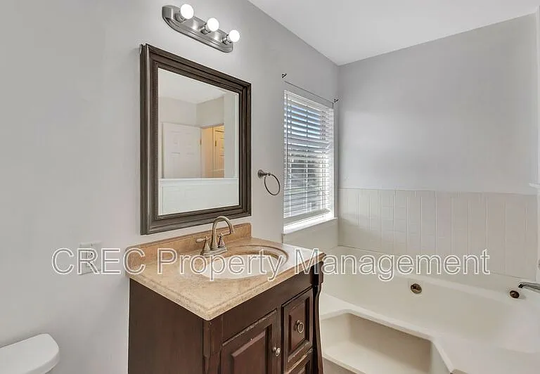 3019 Woodington Pl — Photo 38