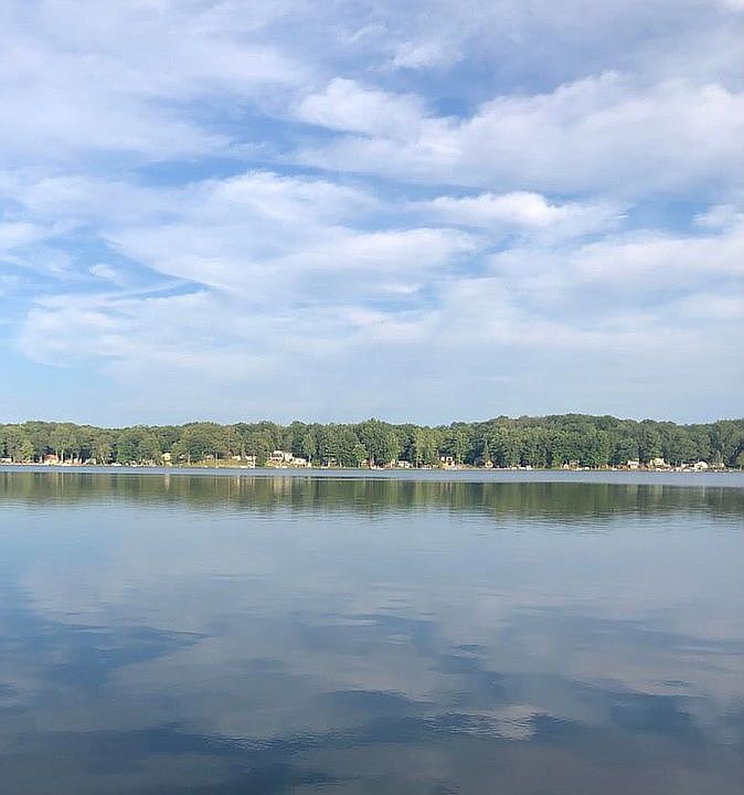1st image of 16193 Pretty Lake Dr