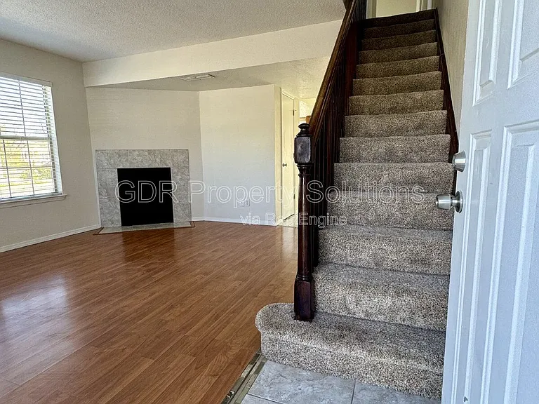 700 Fruit Ave NW — Photo 15