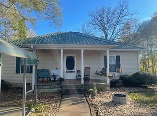 160 Saxon Rd, Bowdon, GA 30108