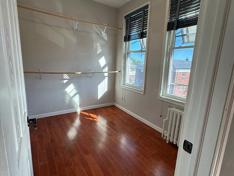 307 Henry St #2 — Photo 7