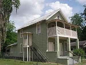 1st image of 618 Pine Ave