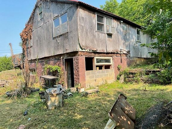 4th image of 6624 N Pontiac Ave