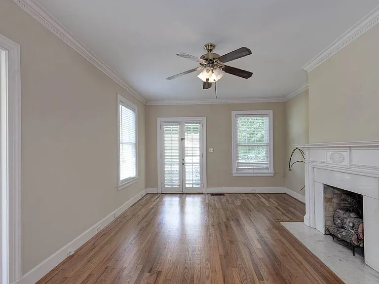 1523 Dixon Dr — Photo 1