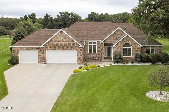 122 Capercaillie Ln photo 1