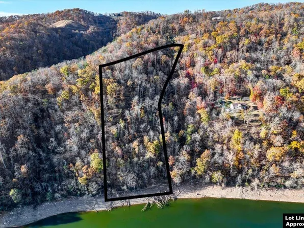 807 Wilderness Dr, Mooresburg, TN 37811