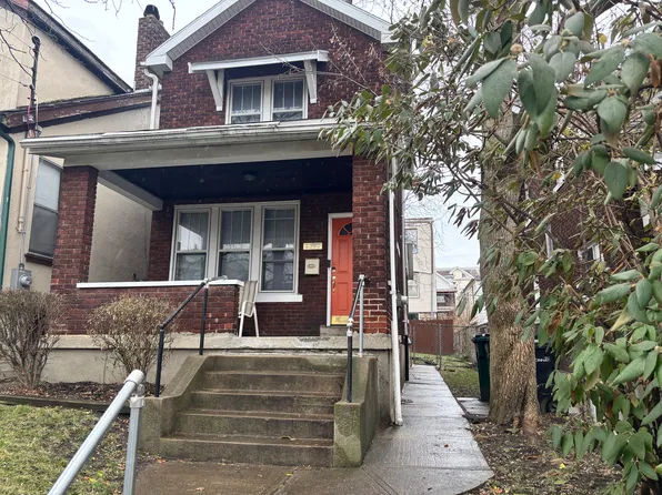 2360 Chickasaw St, Cincinnati, OH 45219