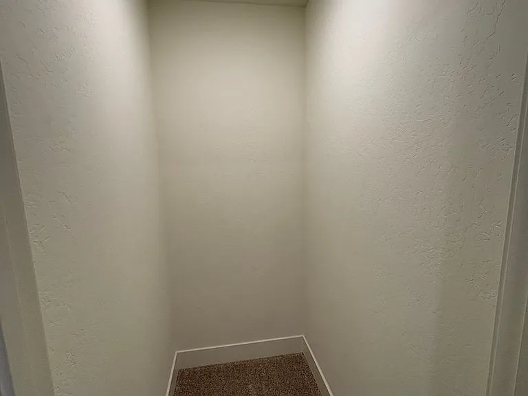 4005 W Babcock Ave — Photo 29