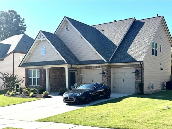 1333 Champion Run Dr, Dacula, GA 30019