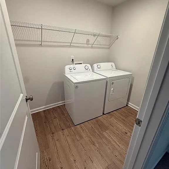 5223 Canberra Dr — Photo 15
