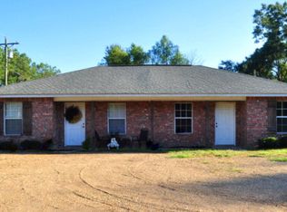 1198 McComb Hville Rd, McComb, MS 39648