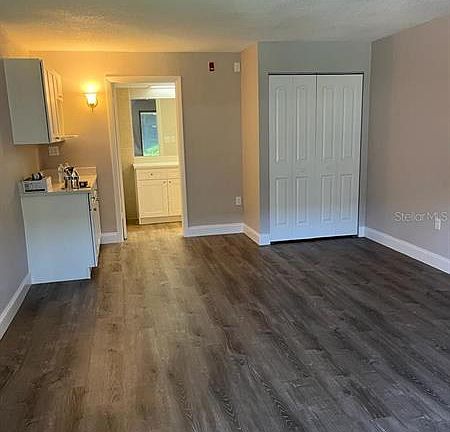 4th image of 8421 S Orange Blossom Trl Suite 314