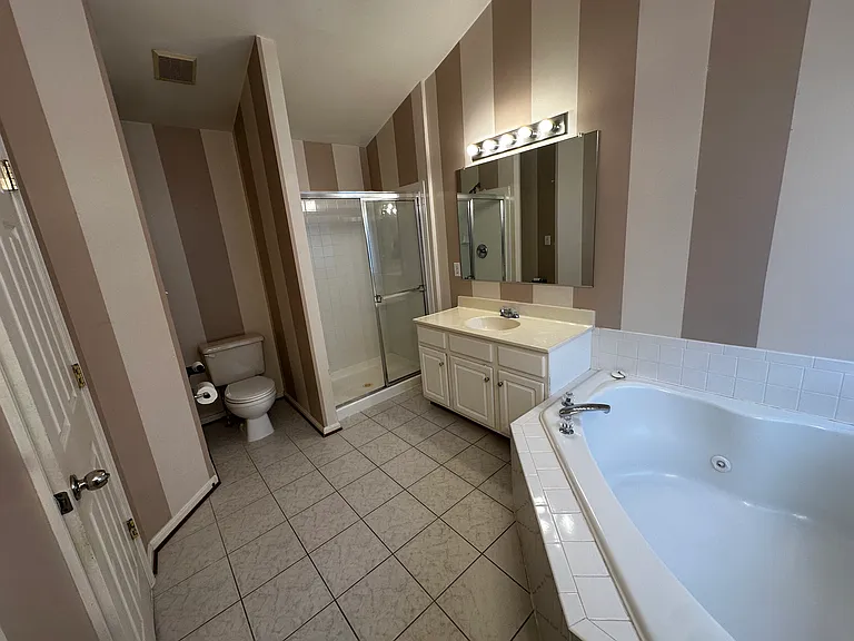 12921 Woodcutter Cir — Photo 14