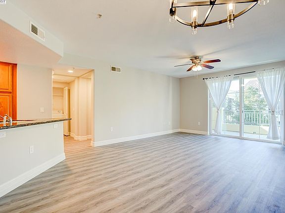5th image of 700 S Abel St Unit 419