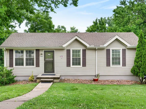 235 Savely Dr, Hendersonville, TN 37075