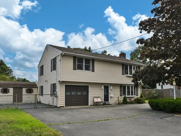 4 Rainbow Ter, Danvers, MA 01923