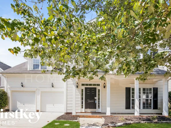 10634 Quarrier Dr, Cornelius, NC 28031