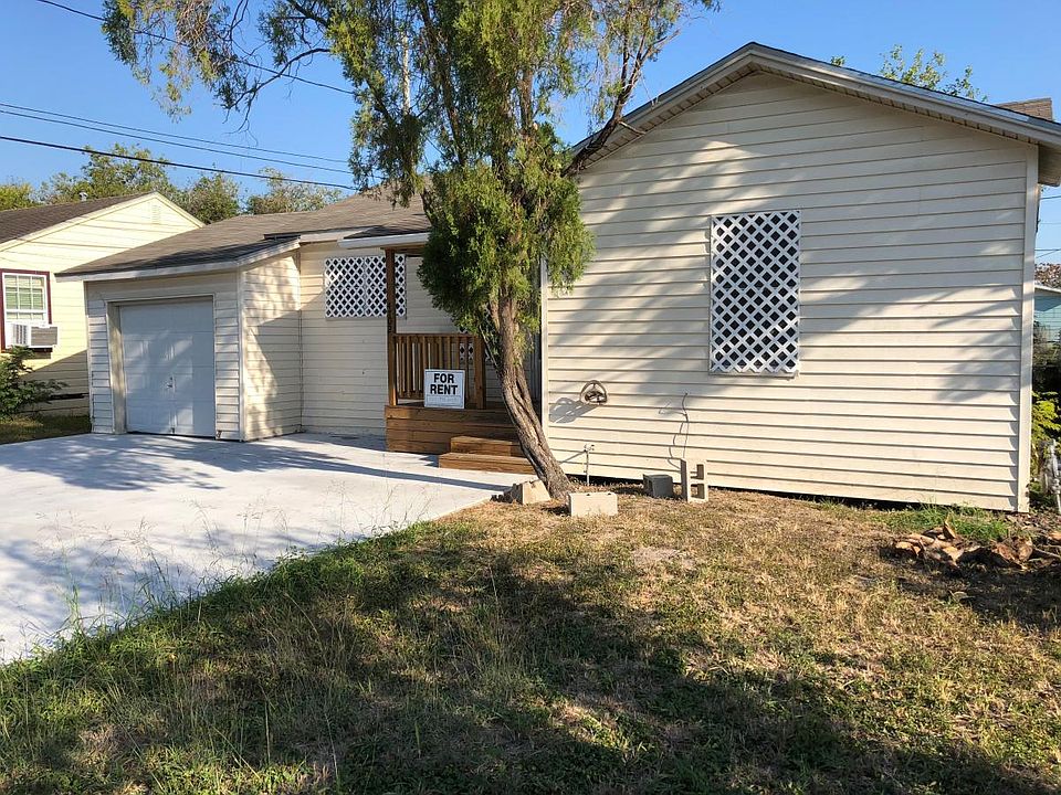 1st image of 4702 Larcade Dr