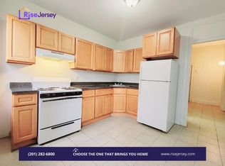 184 Ocean Ave APT 2, Jersey City, NJ 07305