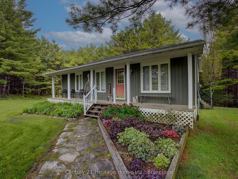 1st image of 262845 Varney Rd